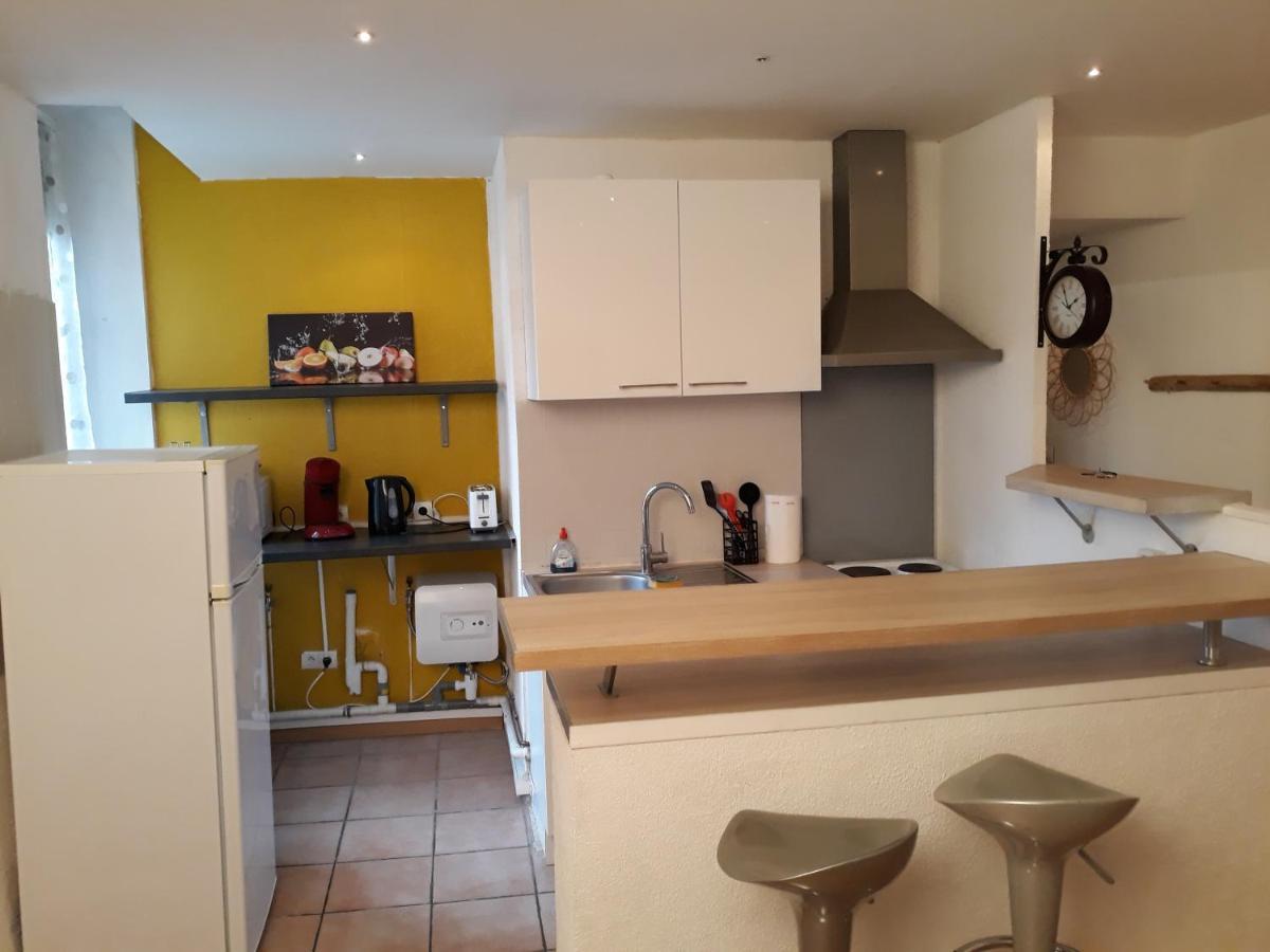 5 Minutes Des Arenes, Parking Gratuit, 6 Couchages Nimes Exterior photo